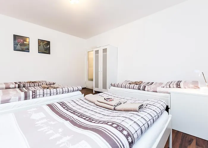 Ferienwohnung Koeln Stammheim