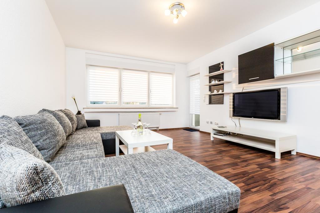 Koeln Stammheim Appartamento *